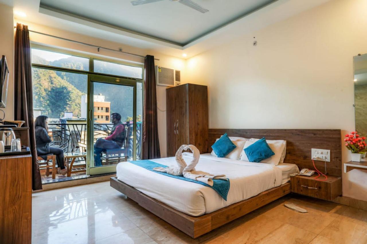 Vinsober Pride Inn Rishikesh Bagian luar foto