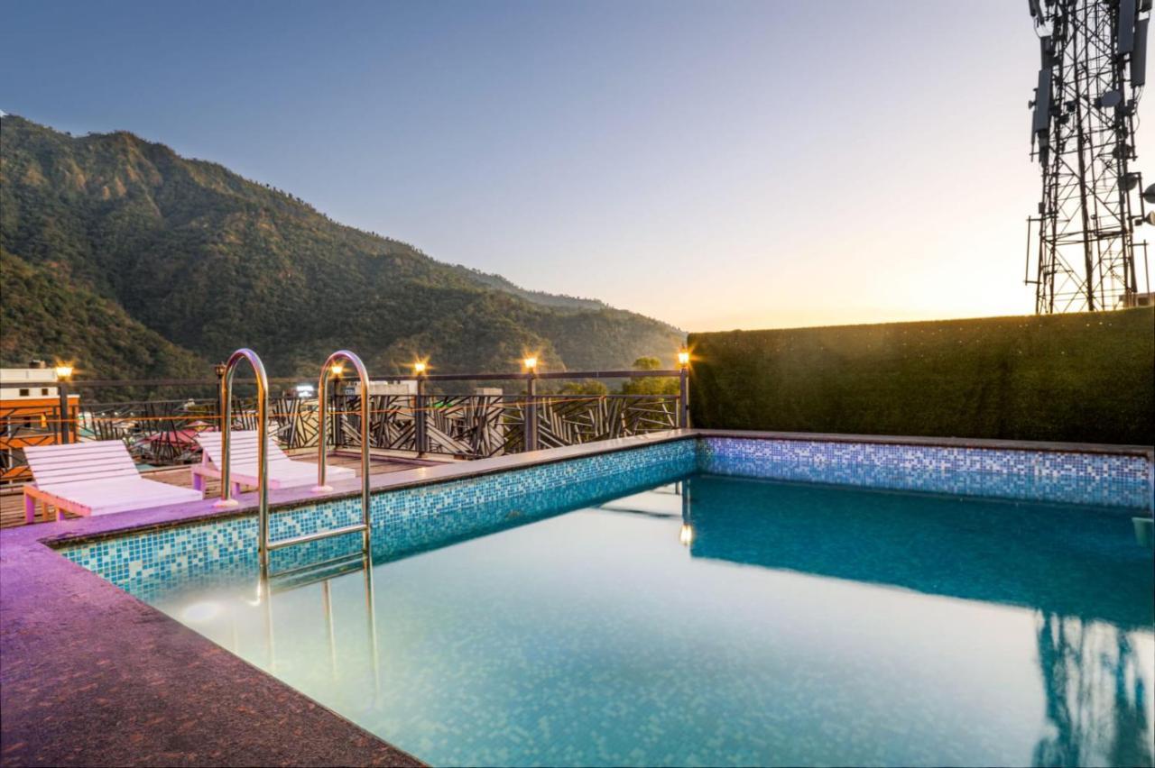 Vinsober Pride Inn Rishikesh Bagian luar foto